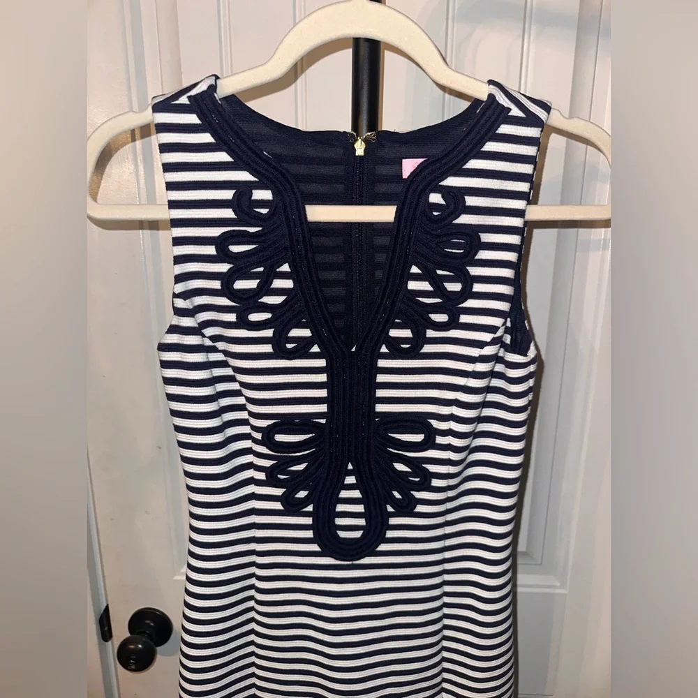 Lilly‎ Pulitzer Size XS Navy and White Striped Mini Dress - Picture 4 of 9